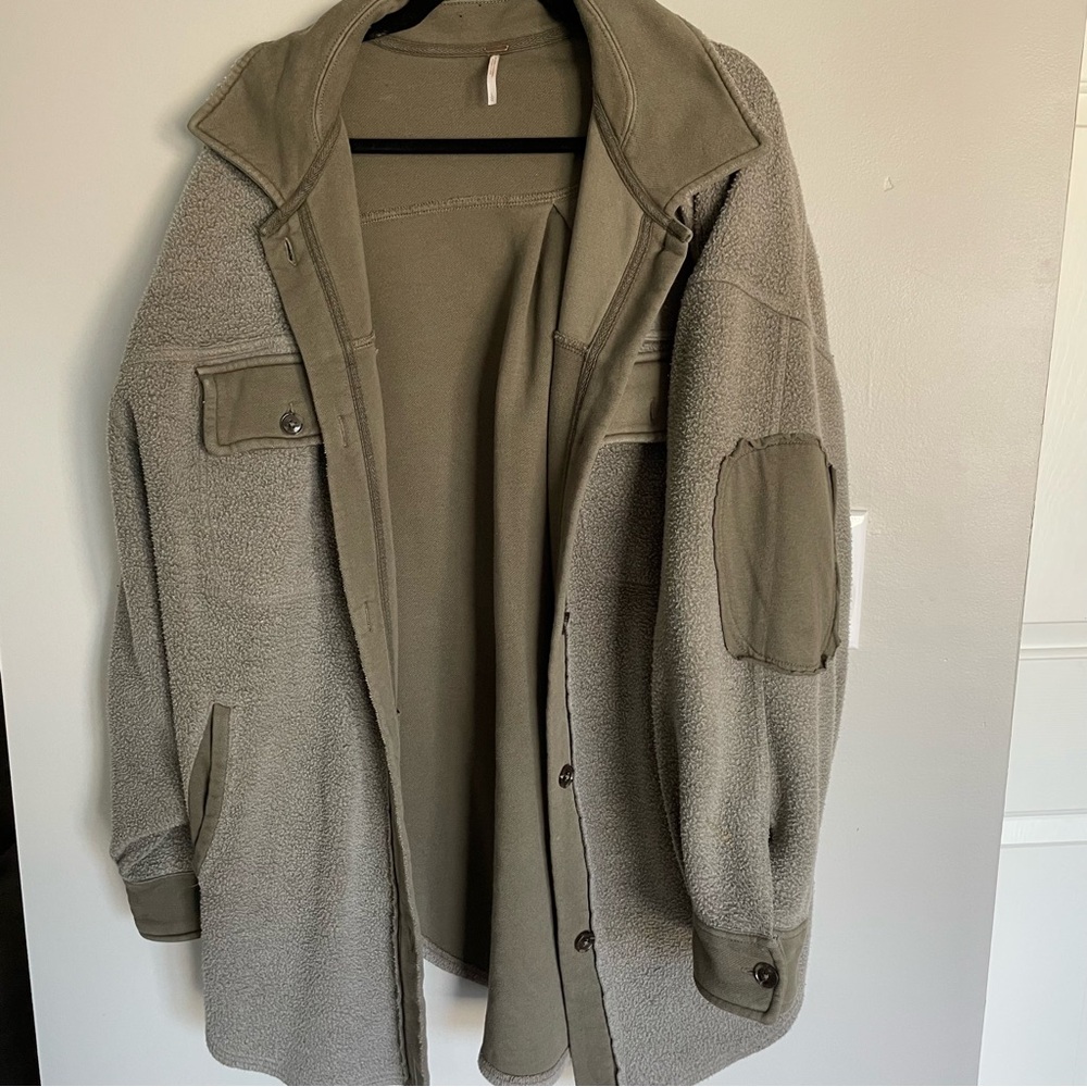 Free People We the Free Ruby Fleece Shirt Jacket Olive Green Army Green